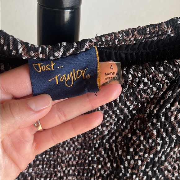 Taylor Dress Black and Brown Pattern - Picture 2 of 3